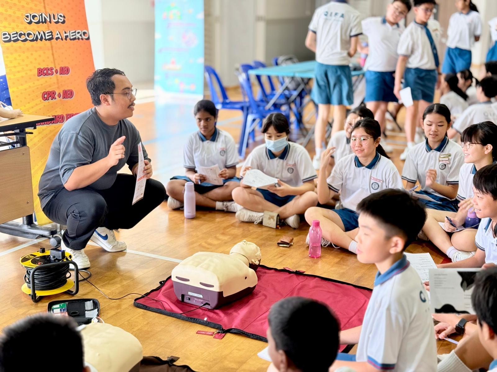 CPR Hero instructor leading practical team training